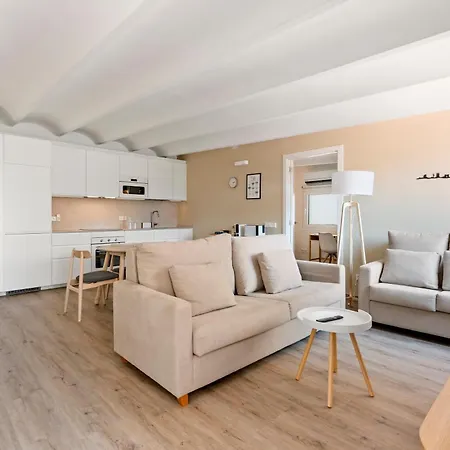 Flateli Pelayo H7 Apartman *