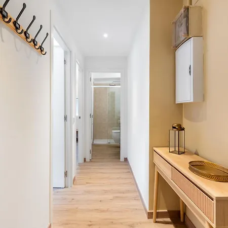 Apartment Flateli Pelayo H7 *