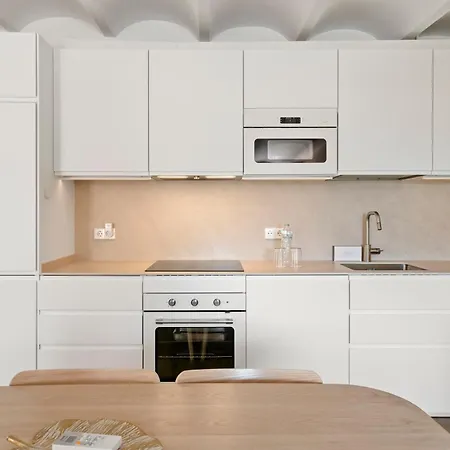 Flateli Pelayo H7 * Barcellona