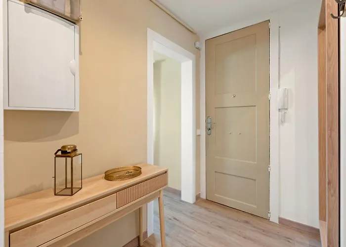 Flateli Pelayo H7 Apartment